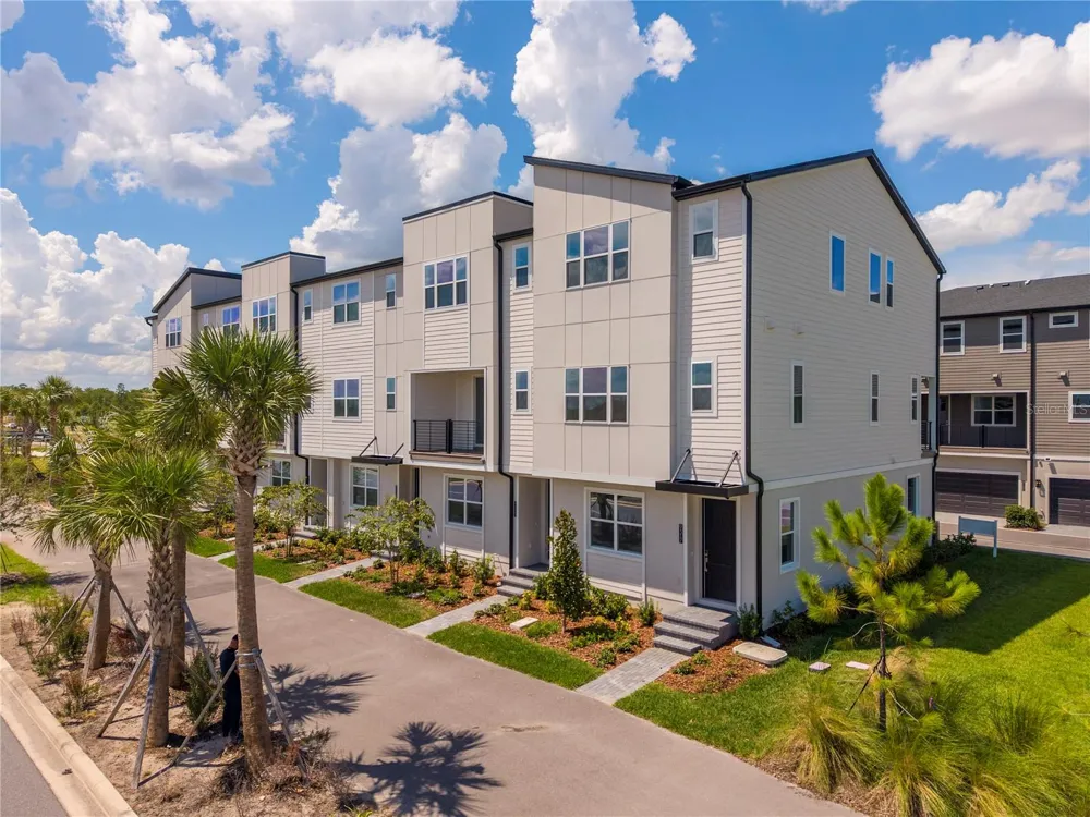 9313 LUMINARY BOULEVARD Orlando, FL 32827