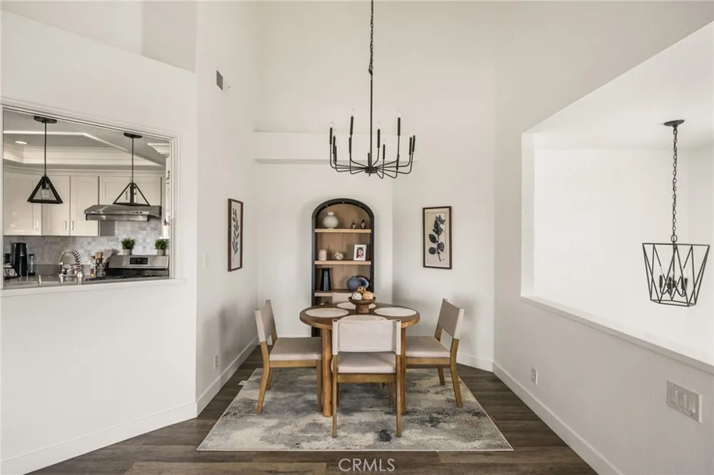 1045 S Daybreak Court Anaheim, CA 92808