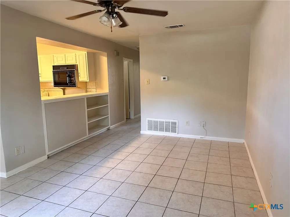 1009 Hazelton Street San Marcos, TX 78666
