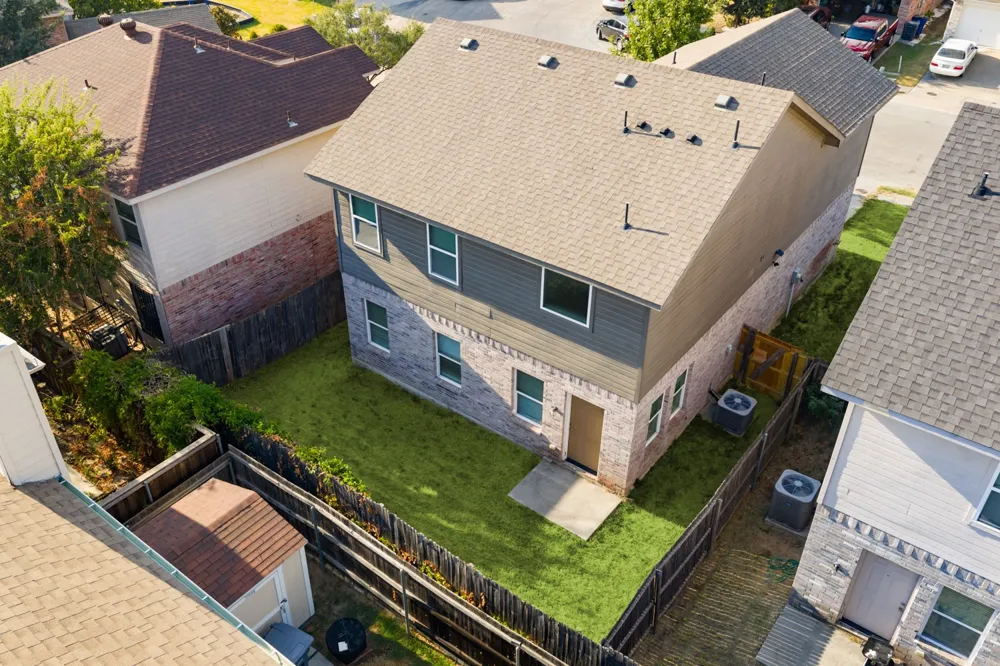 9910 Ironhorse Drive Dallas, TX 75227