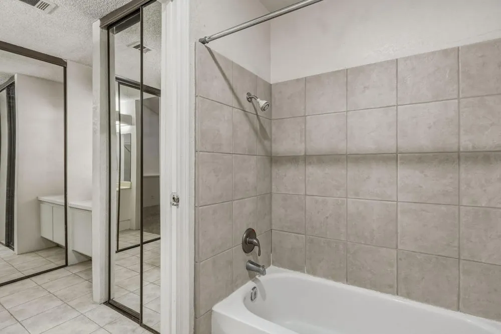 48255 Monroe Street #2 Indio, CA 92201
