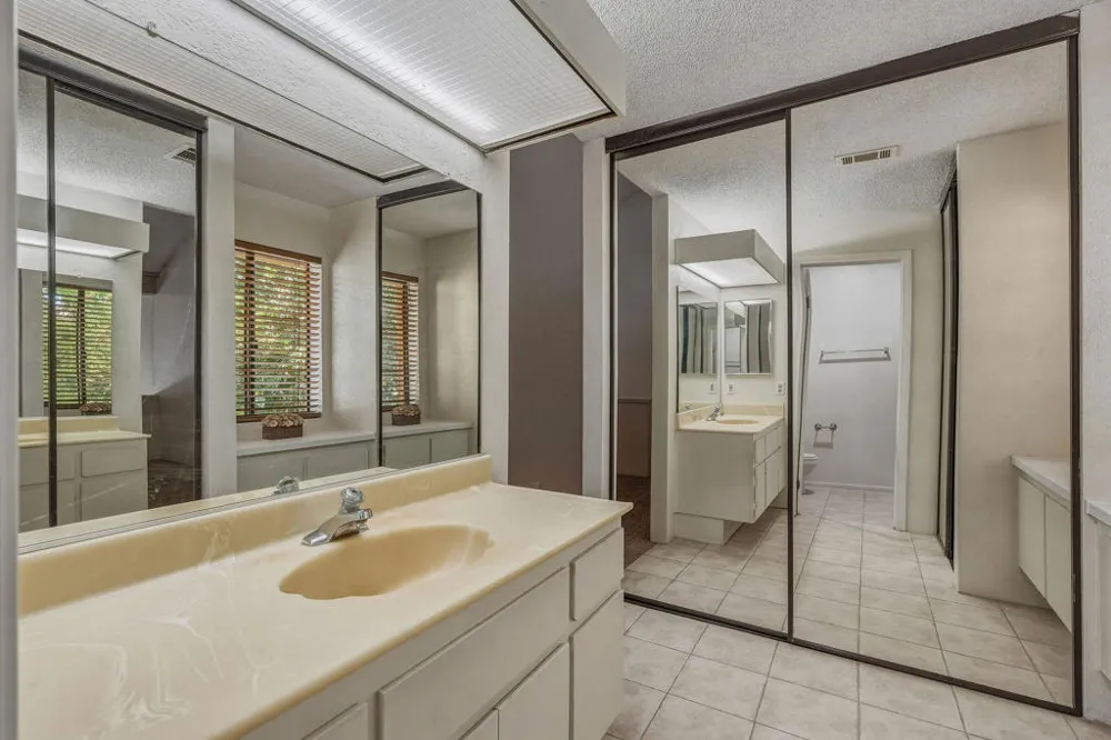 48255 Monroe Street #2 Indio, CA 92201
