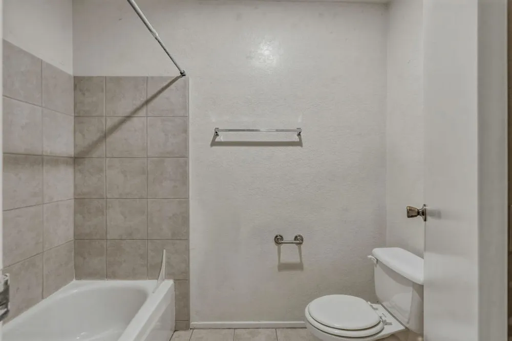 48255 Monroe Street #2 Indio, CA 92201