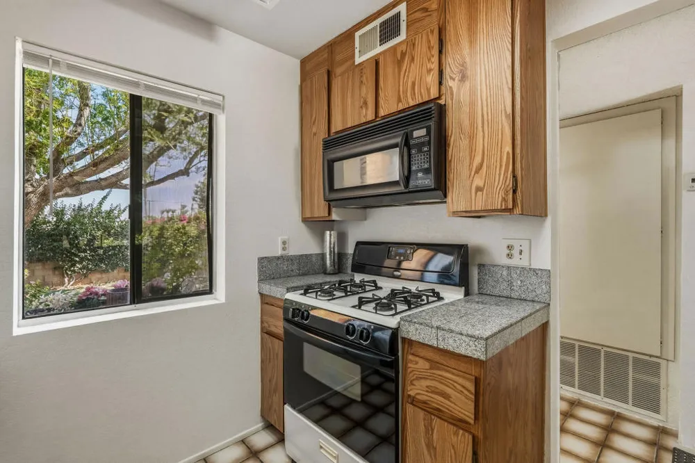 48255 Monroe Street #2 Indio, CA 92201
