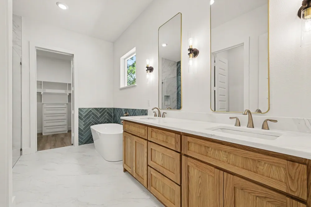 3804 De Maggio Avenue Dallas, TX 75210