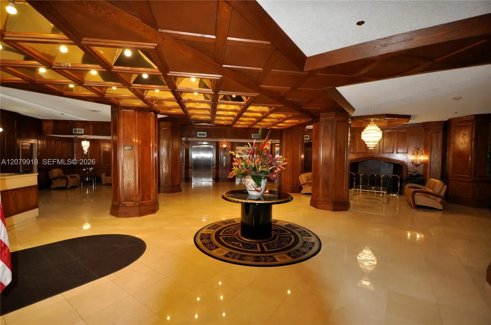 1865 S Ocean Dr #9I Hallandale Beach, FL 33009