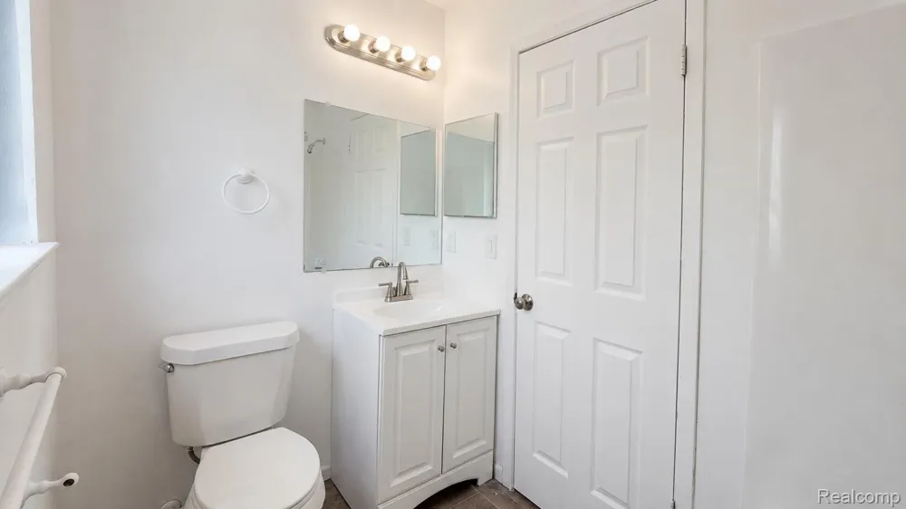 11360 Wyoming Avenue #8 Detroit City, MI 48204
