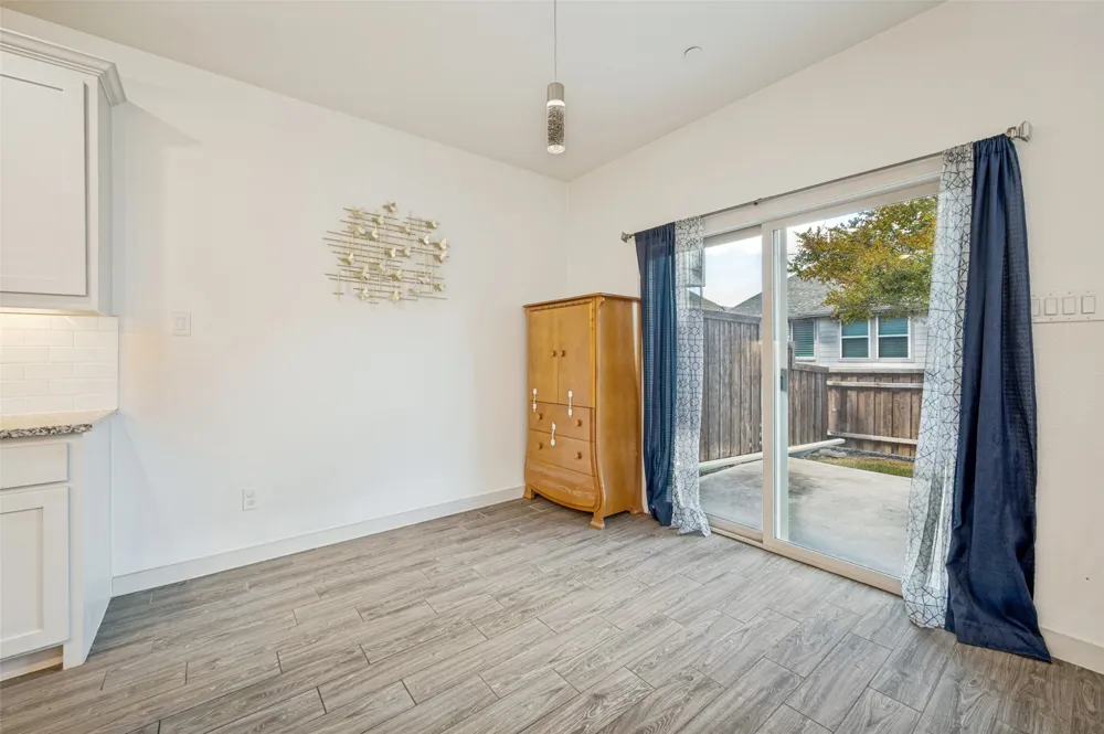 2741 Splendor Drive Little Elm, TX 75068