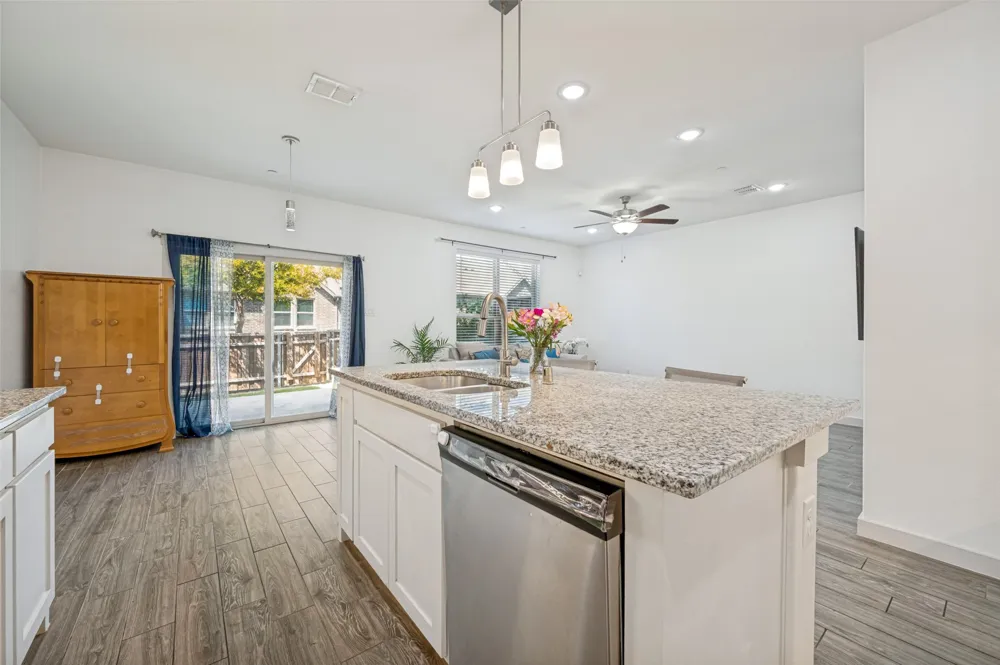 2741 Splendor Drive Little Elm, TX 75068
