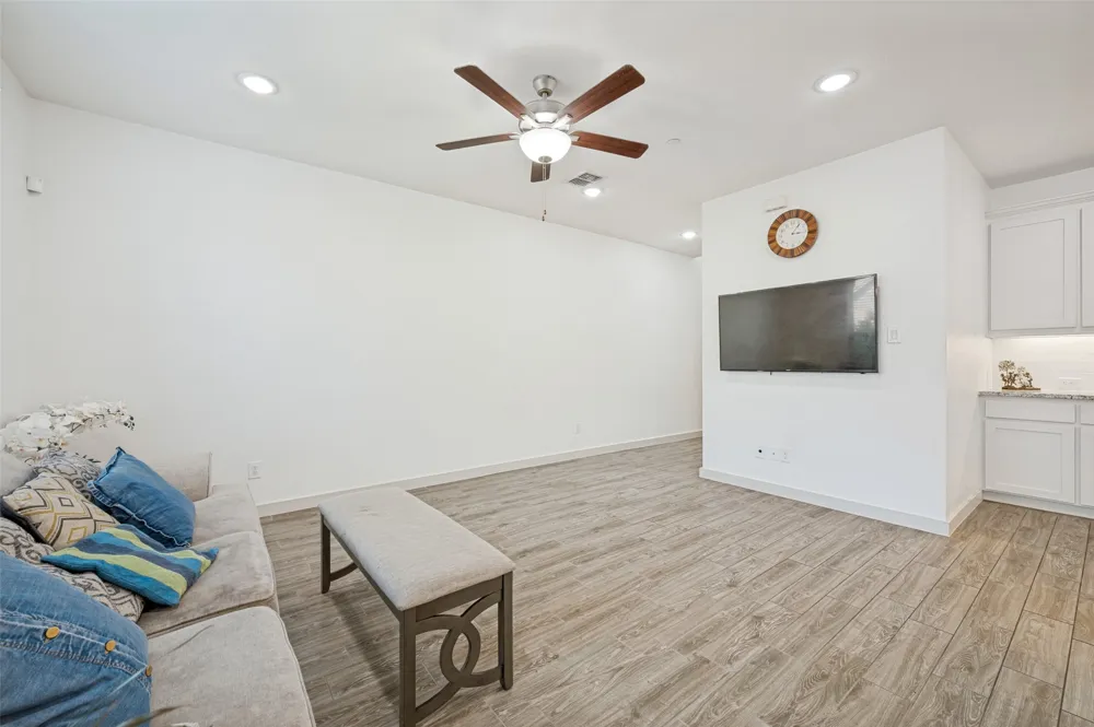 2741 Splendor Drive Little Elm, TX 75068