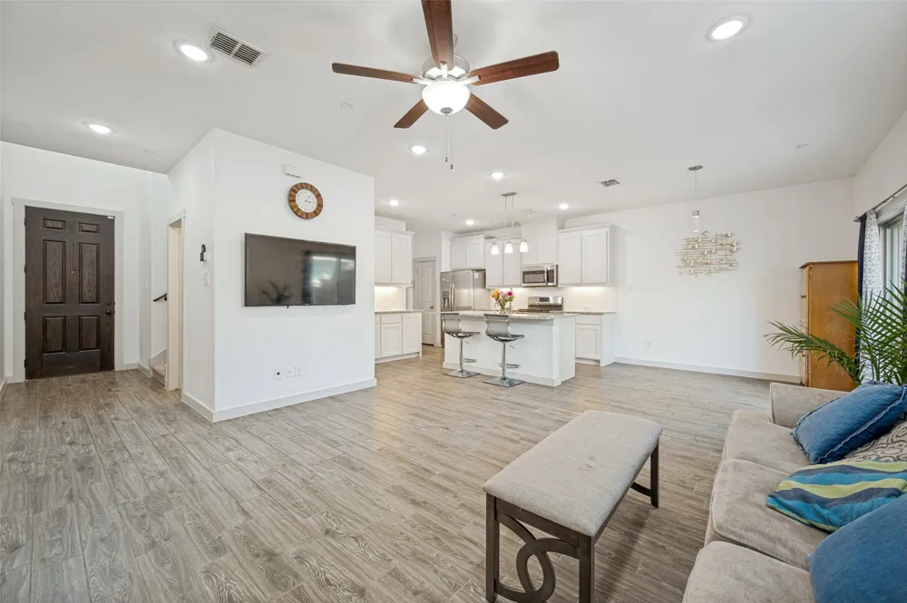 2741 Splendor Drive Little Elm, TX 75068