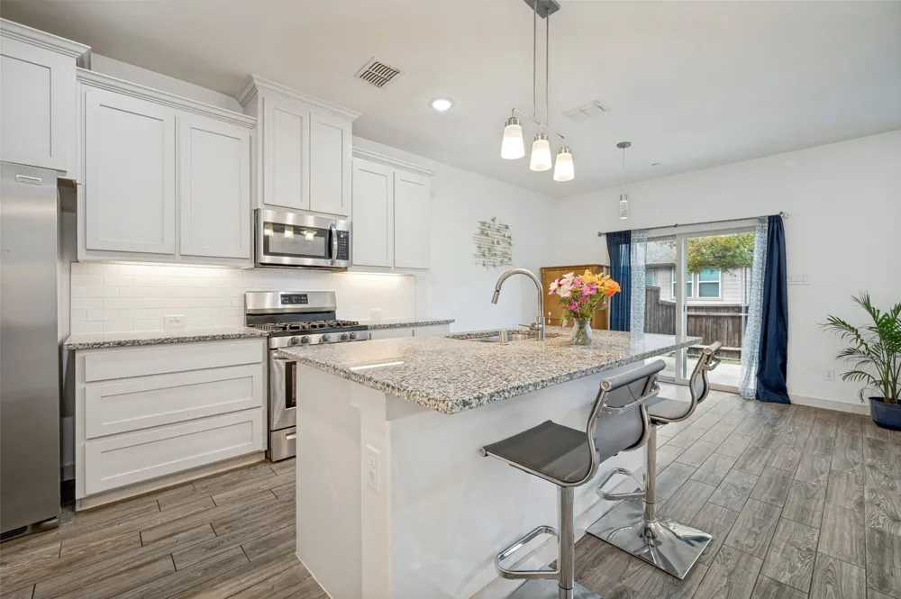 2741 Splendor Drive Little Elm, TX 75068