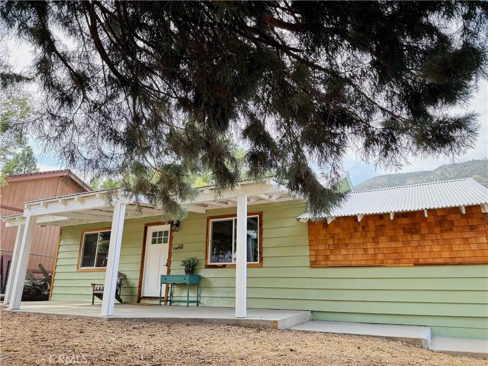 6513 Lowry Lane Frazier Park, CA 93225