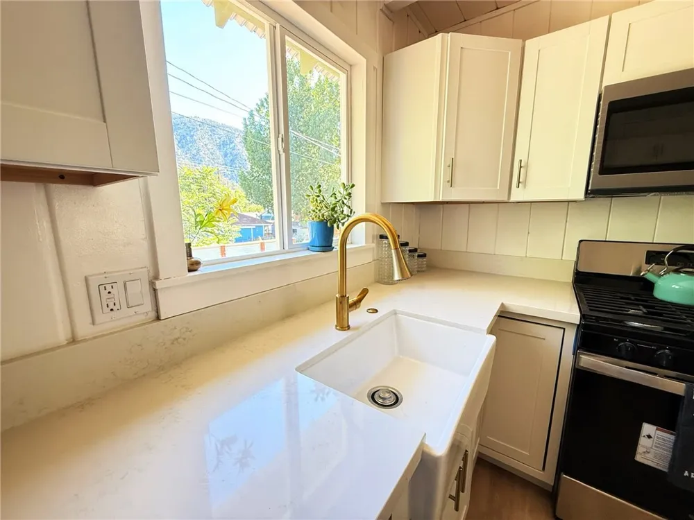 6513 Lowry Lane Frazier Park, CA 93225