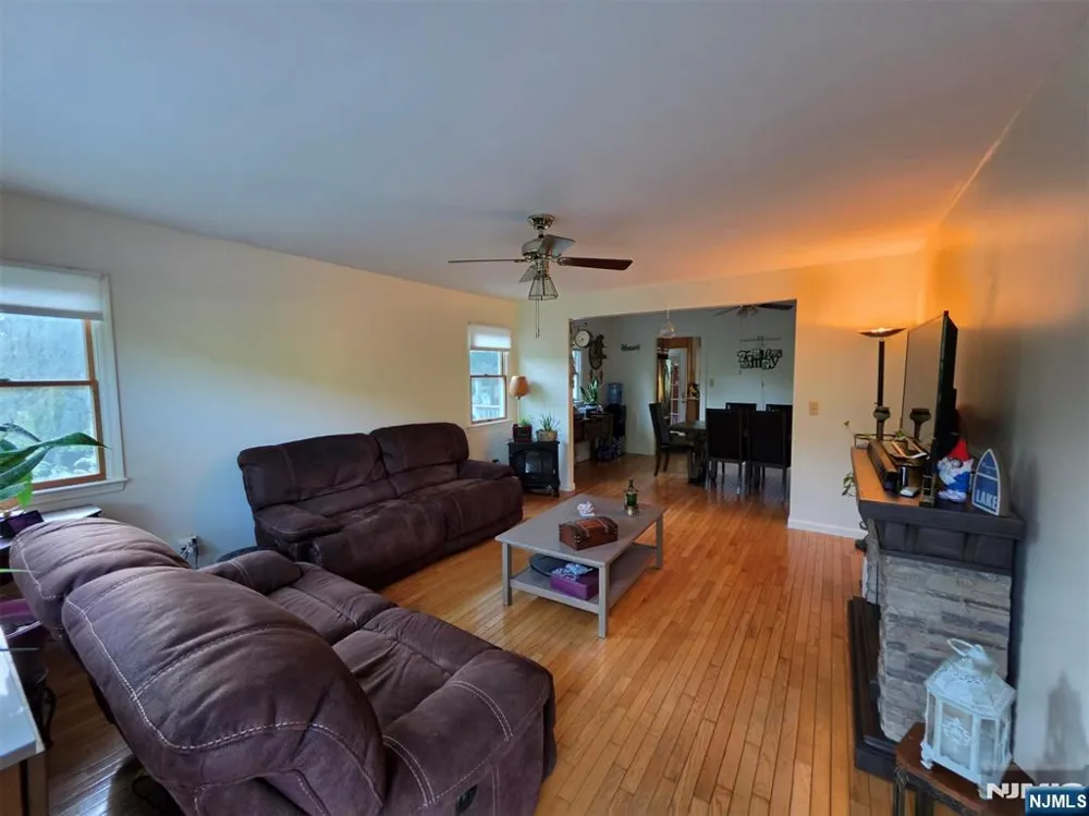101 Woods Road Sandyston, NJ 07826