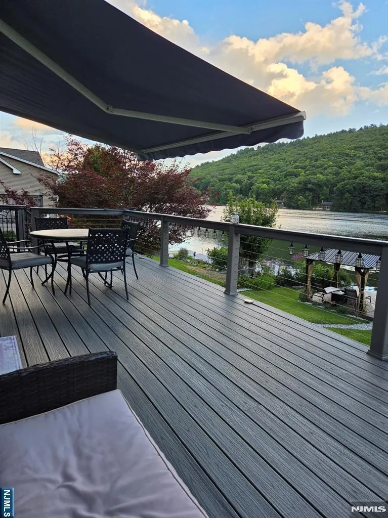 101 Woods Road Sandyston, NJ 07826