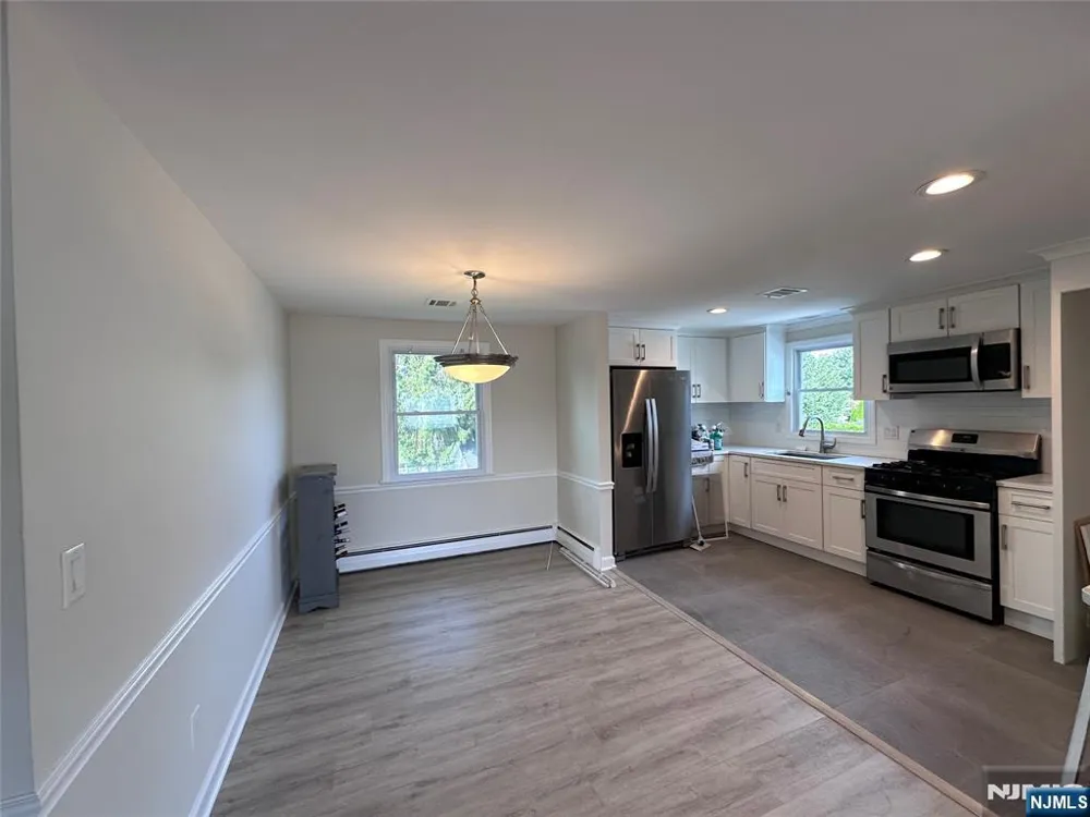 79 Tuttle Street 2 Wallington, NJ 07057