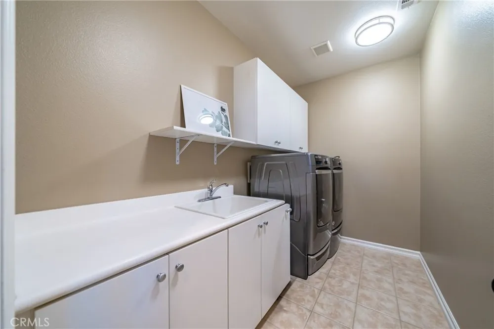 15240 Severyns Road Tustin, CA 92782