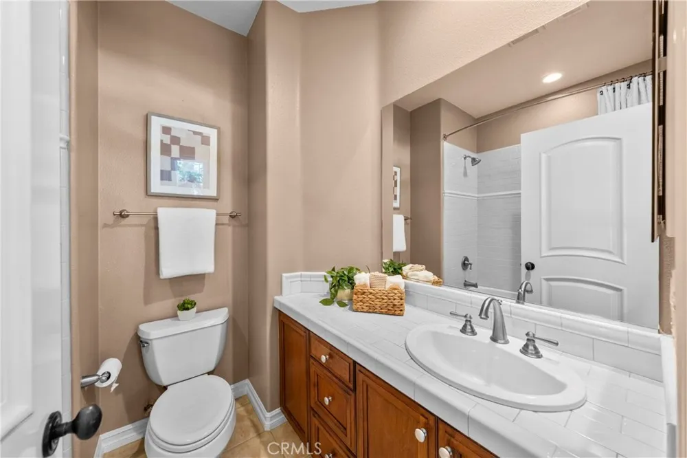 15240 Severyns Road Tustin, CA 92782