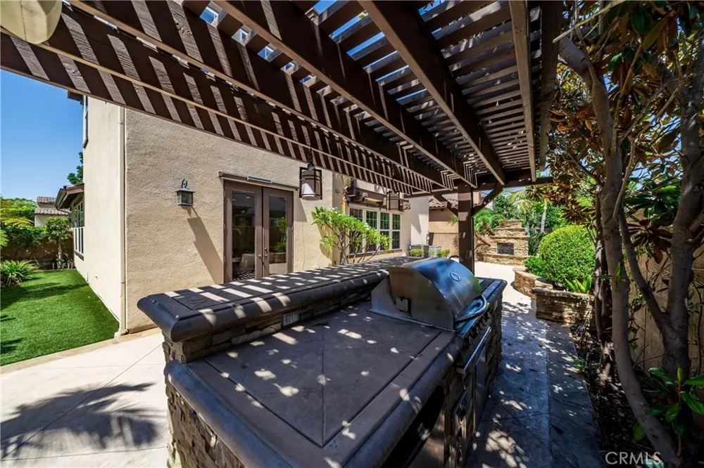 15240 Severyns Road Tustin, CA 92782