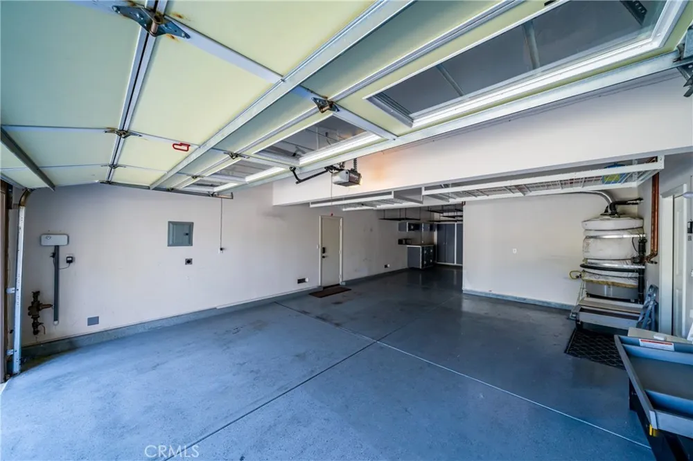 15240 Severyns Road Tustin, CA 92782