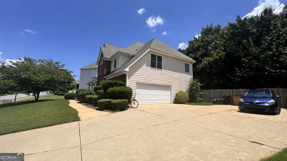 3953 Lost Oak DR Buford, GA 30519