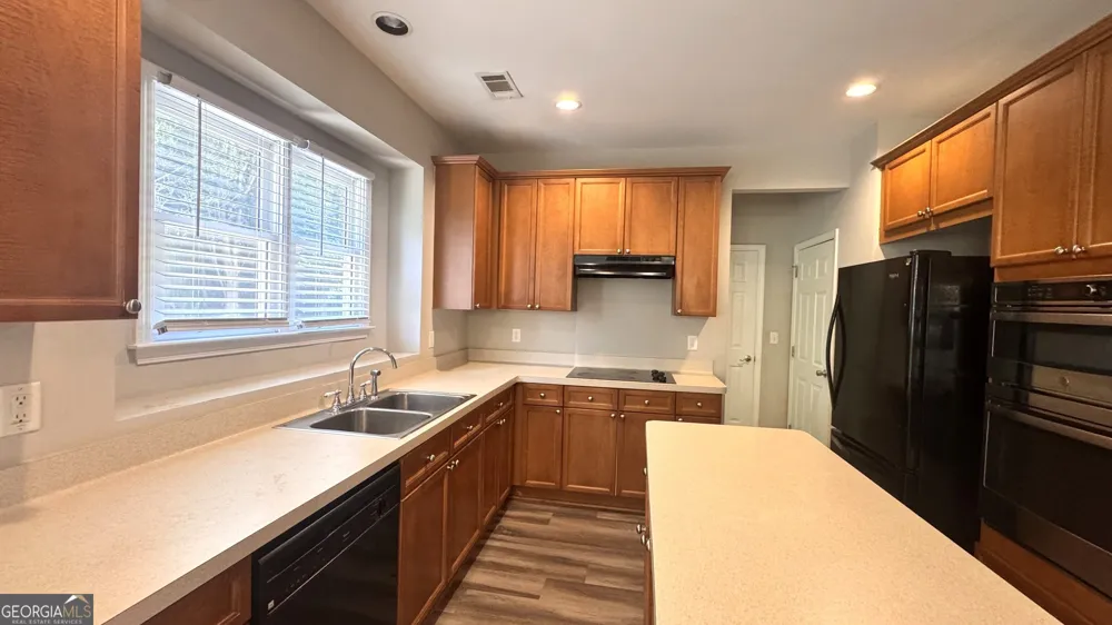 3953 Lost Oak DR Buford, GA 30519