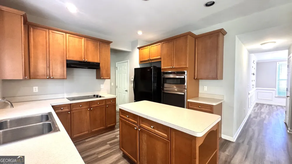 3953 Lost Oak DR Buford, GA 30519