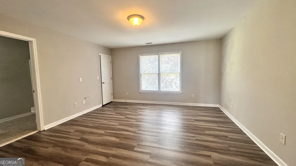 3953 Lost Oak DR Buford, GA 30519