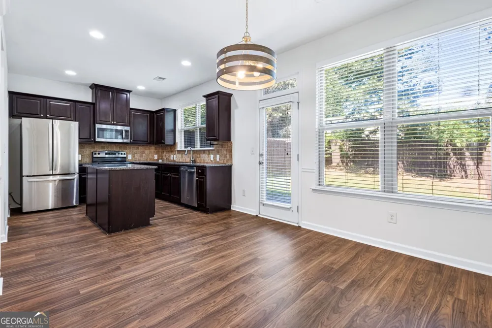 2121 Spicy Pine LN Lawrenceville, GA 30044