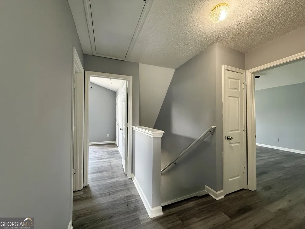 5684 Eagles Feather LN Riverdale, GA 30274