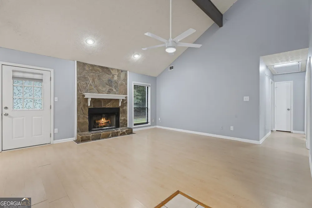 120 Selena CT Fayetteville, GA 30215