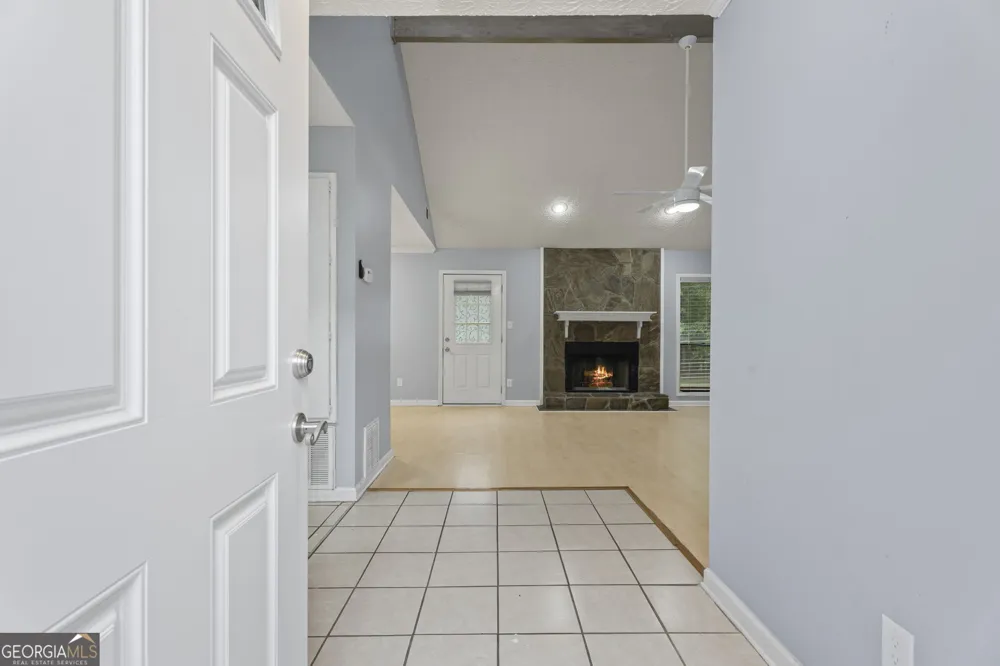 120 Selena CT Fayetteville, GA 30215