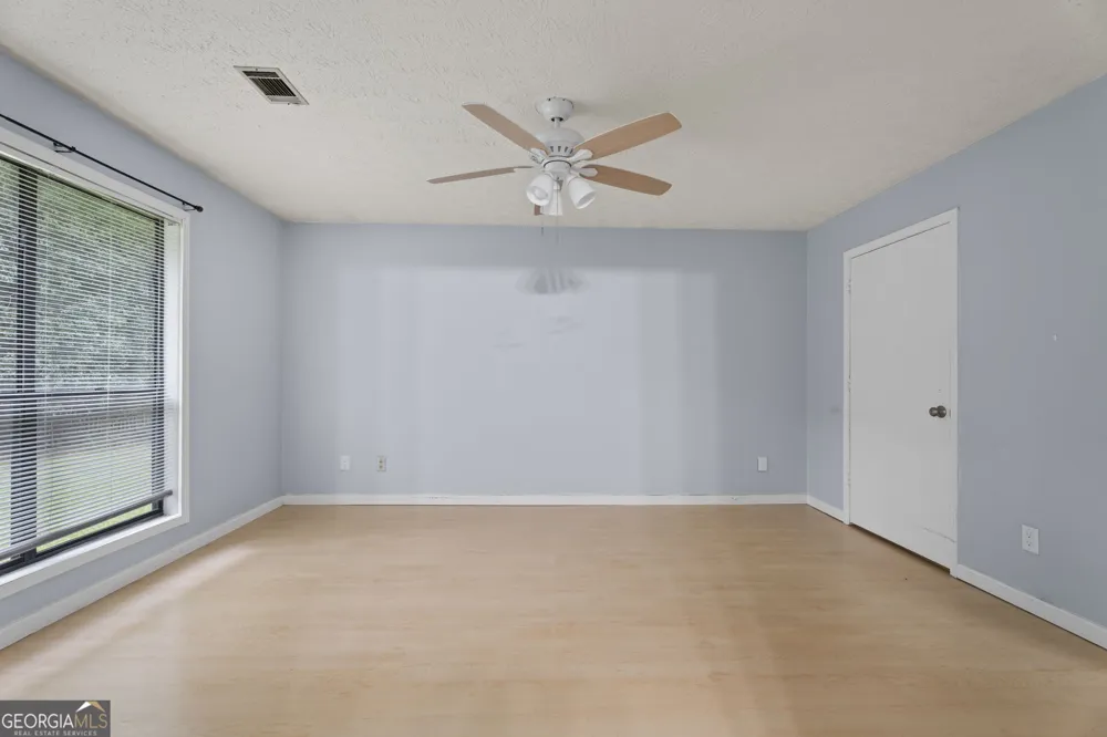 120 Selena CT Fayetteville, GA 30215