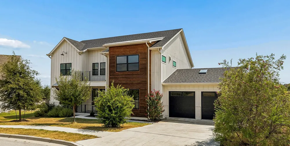 288 Smoke Tree Circle Dripping Springs, TX 78620