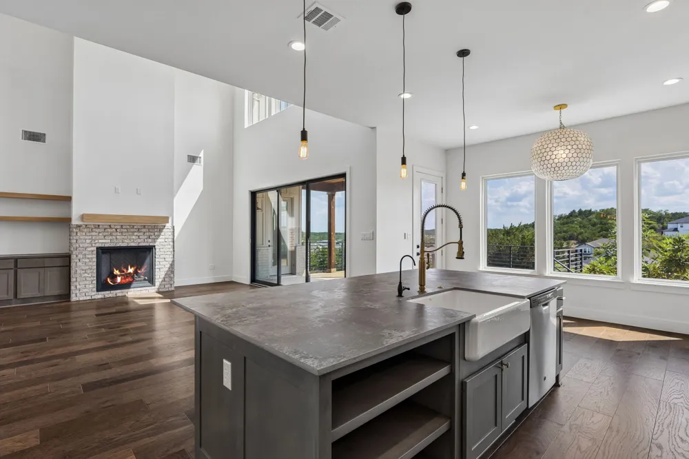 288 Smoke Tree Circle Dripping Springs, TX 78620