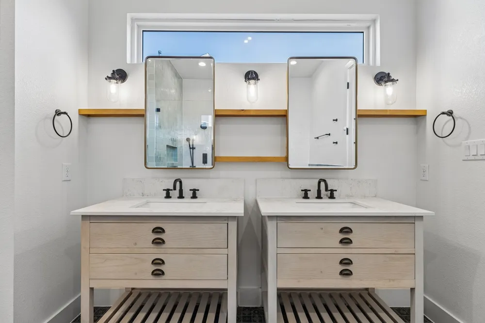288 Smoke Tree Circle Dripping Springs, TX 78620