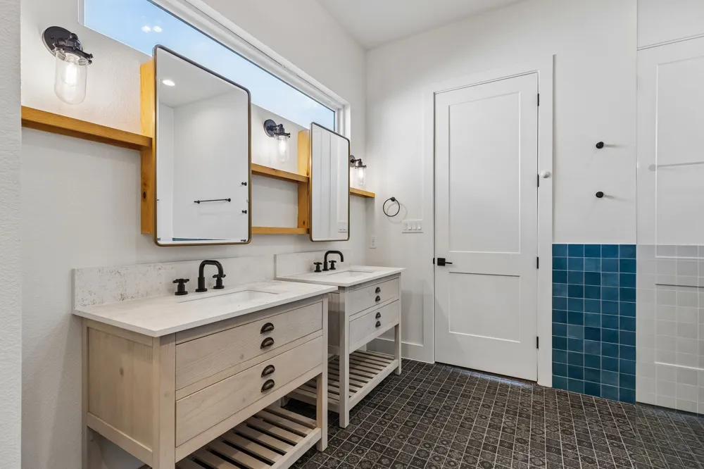 288 Smoke Tree Circle Dripping Springs, TX 78620