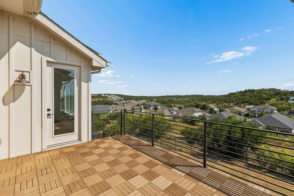 288 Smoke Tree Circle Dripping Springs, TX 78620