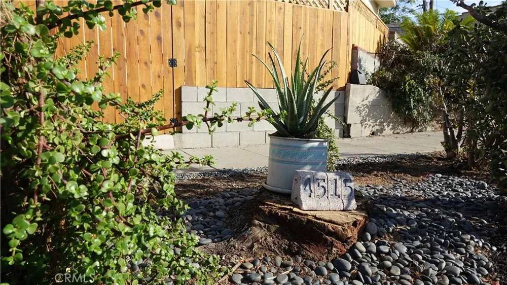 4515 Corliss Los Angeles, CA 90041