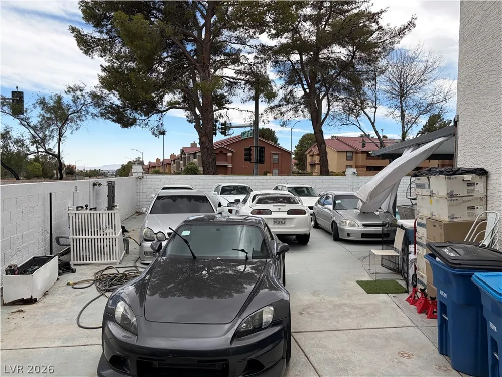 8765 Beluga Way Las Vegas, NV 89117