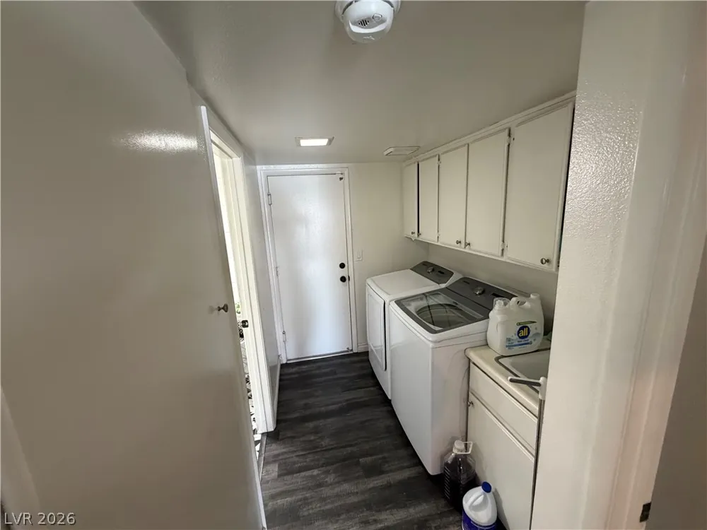 8765 Beluga Way Las Vegas, NV 89117