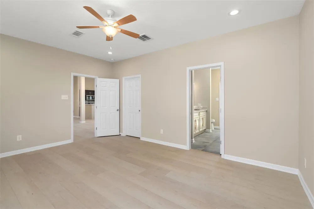 4654 Teague Street Rosharon, TX 77583