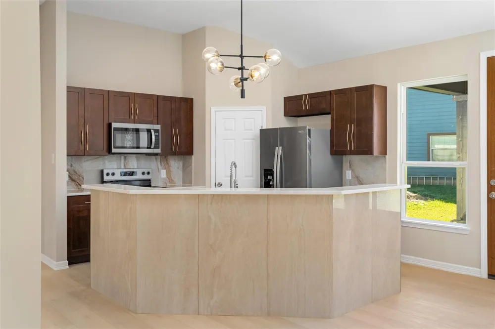 4654 Teague Street Rosharon, TX 77583