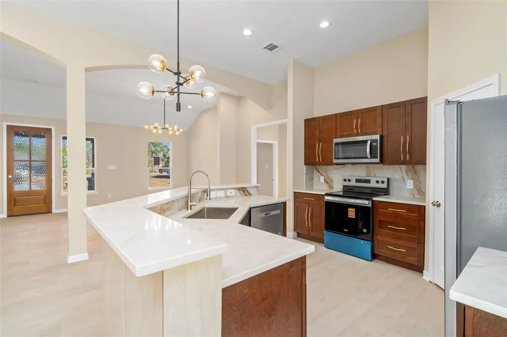4654 Teague Street Rosharon, TX 77583