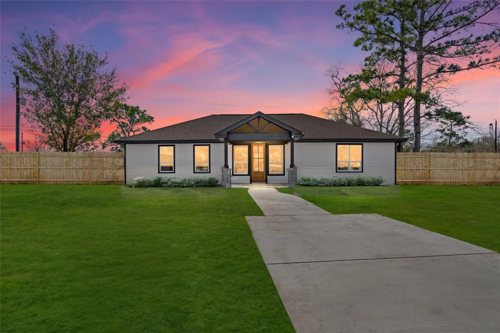 4654 Teague Street Rosharon, TX 77583