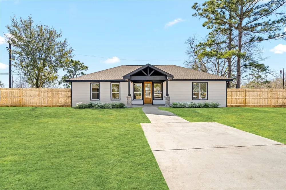 4654 Teague Street Rosharon, TX 77583