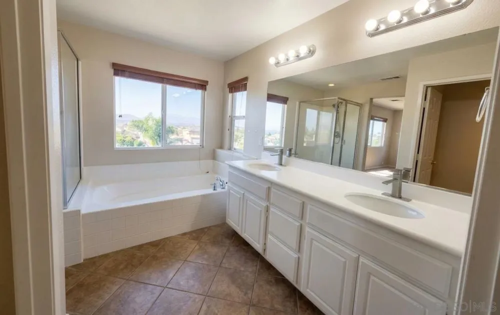 28716 Autumn Menifee, CA 92584