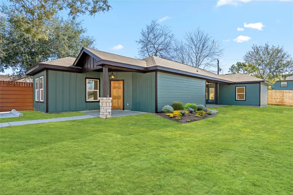 4656 Teague Street Rosharon, TX 77583