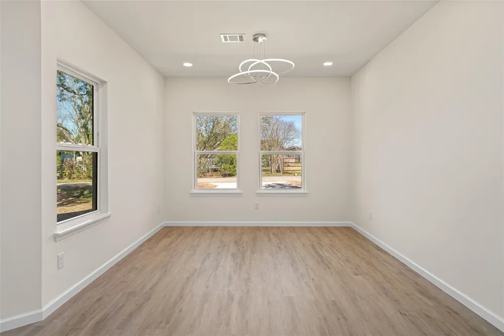 4656 Teague Street Rosharon, TX 77583